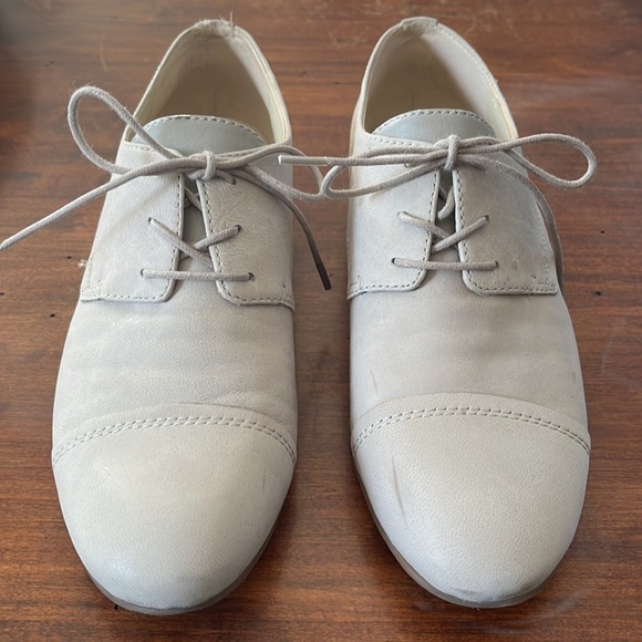 Franco Sarto Women’s Shoes - Picture 2 of 6